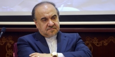 آبشار وزیر در زمین خبرنگاران!/ توجیهات پوشالی برای بلاتکلیفی والیبال