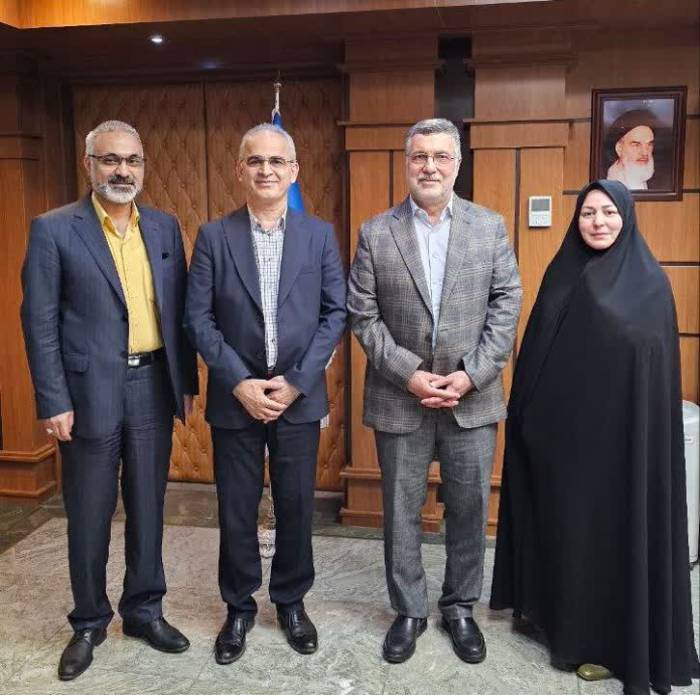 تأکید وزیر بهداشت بر راه‌اندازی مرحله‌ای بیمارستان امام خمینی (ره) تنکابن و اصلاح ساختار پزشک خانواده