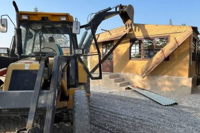 حفظ کاربری اراضی زراعی/ تخریب گسترده بناهای غیرمجاز در قائمشهر