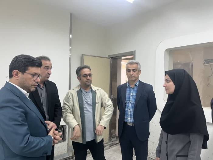 جابجایی هدفمند تجهیزات بیمارستانی به منظور استفاده بهینه از امکانات / دو دستگاه به بیمارستان رازی قائمشهر منتقل می شود