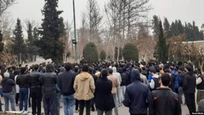هیاهو برای هیچ؟! دانشگاه تهران: کسی بازداشت نشده