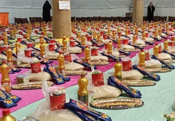 300 بسته کمک مومنانه در قائمشهر بین نیازمندان توزیع شد