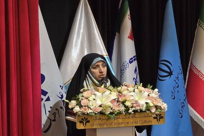 کمک‌ هزینه به مادران و تأکید بر مشارکت زنان/ گام‌های دولت برای ارتقای جایگاه زنان در جامعه