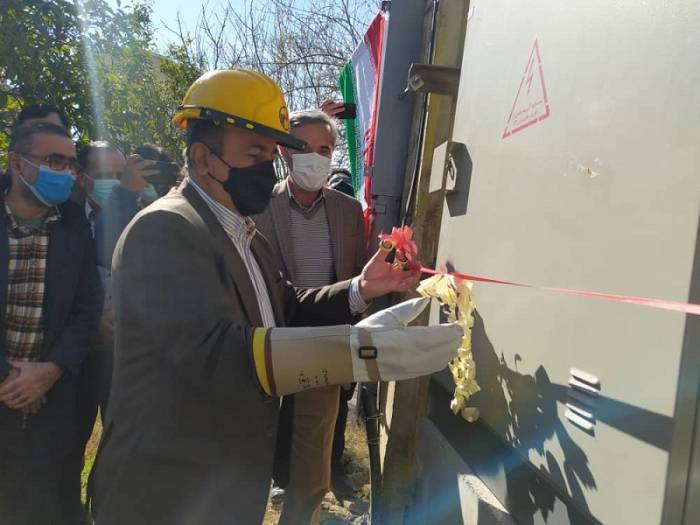 پنج طرح برق رسانی در شهرستان سیمرغ به بهره برداری رسید