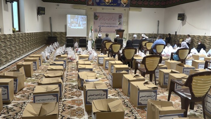 توزیع ۱۴ هزار بسته معیشتی با عنوان تبرکات حسینی در مازندران آغاز شد