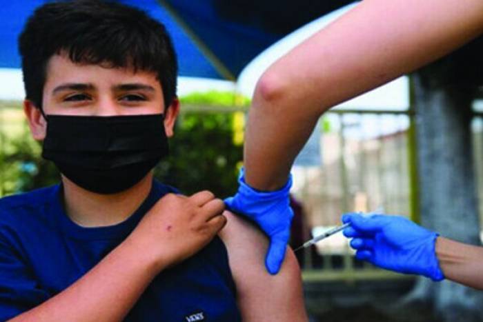 تنها 22 درصد از دانش آموزان 6 تا 12 سال قائمشهری واکسن کرونا تزریق کرده اند