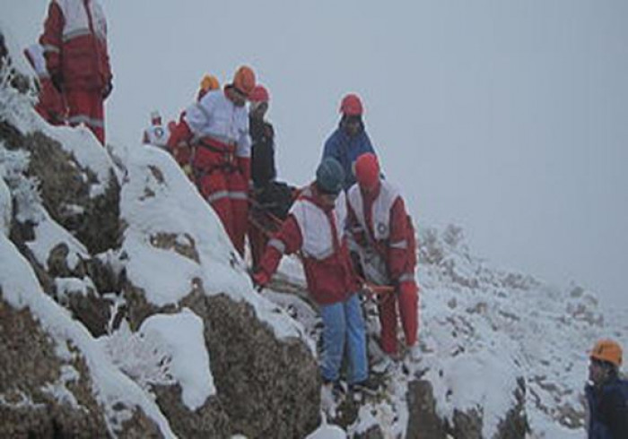 نجات 5 کوهنورد گرفتار در ارتفاعات برفی سوادکوه